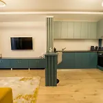 דירה Blue Spot - Chic Pipera Getaway With Balcony *