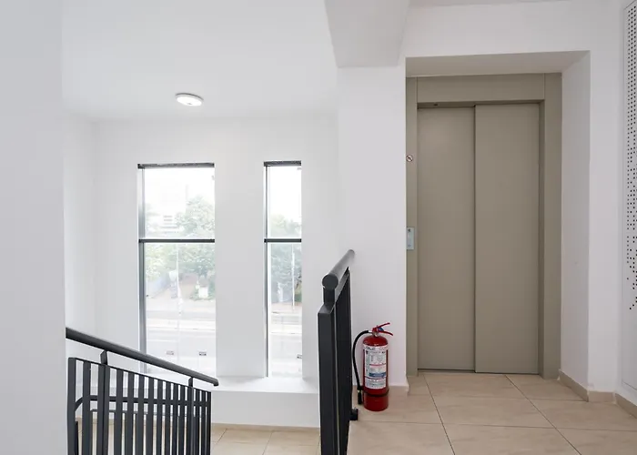 Blue Spot - Chic Pipera Getaway With Balcony *