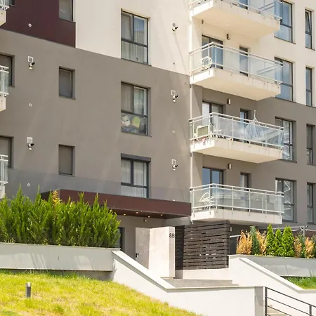 Blue Spot - Chic Pipera Getaway With Balcony * Bucarest
