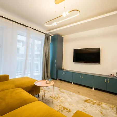 Blue Spot - Chic Pipera Getaway With Balcony